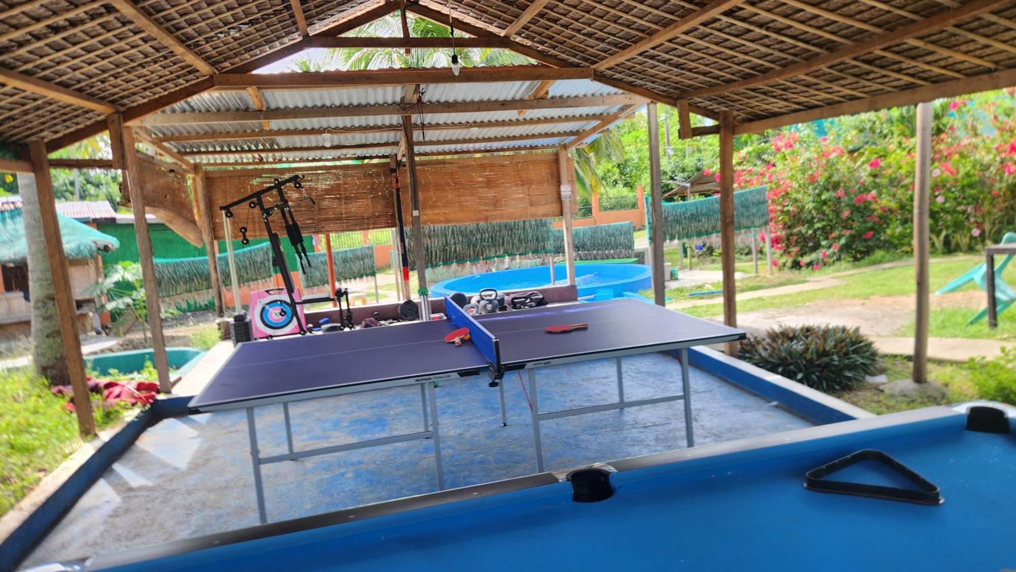 מואלבואל Nirvana Bamboo Houses & Dive Resort מראה חיצוני תמונה